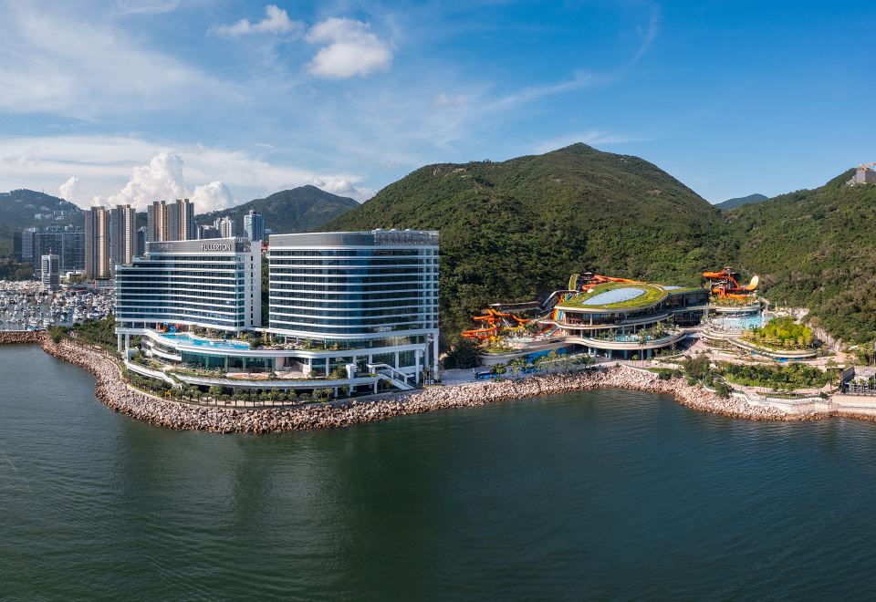 ** 海洋公園入場 HK$498 vs 連住酒店套餐 HK$843 — 邊個抵配圖,香港人旅行參考圖片